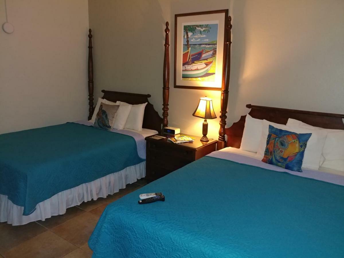 Parador Turtle Bay Inn La Parguera Ngoại thất bức ảnh